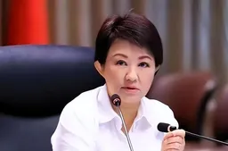 卢秀燕南下高雄为柯志恩助选，批赖瑞隆是“出身名门的少爷”